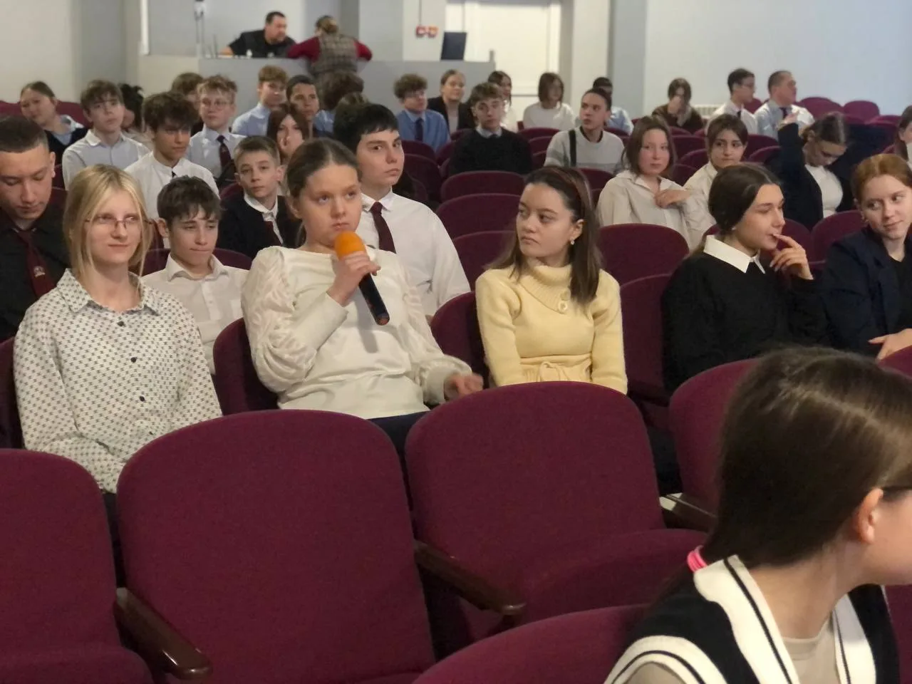 🚨 Будьте бдительны! 🚨  Дорогие ученики и родители! В последнее время участились случаи мошенничества
