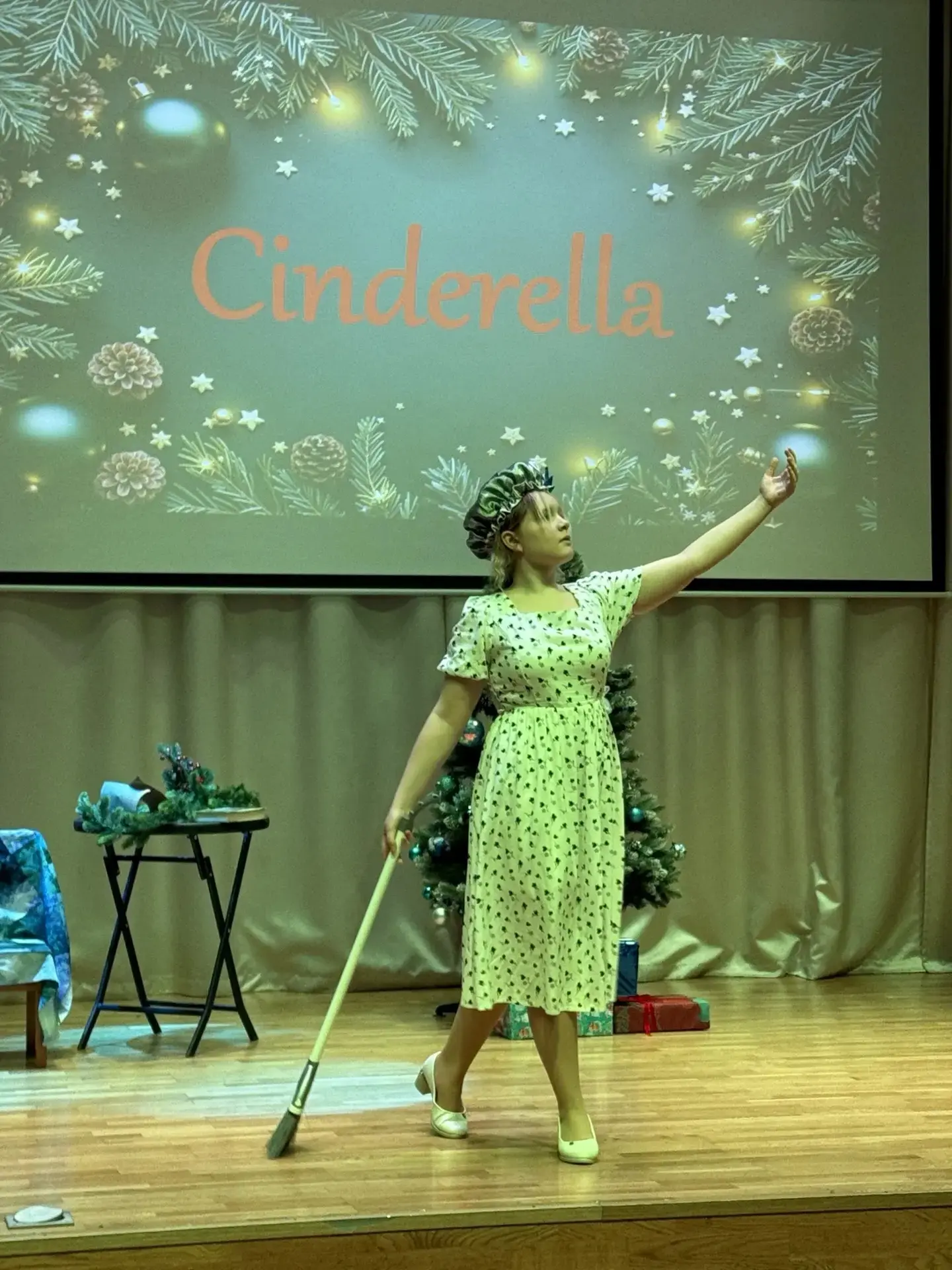 🎭 Городской этап конкурса «Act and Sing»  В МБОУ «Гимназия №36» прошёл городской этап конкурса театр