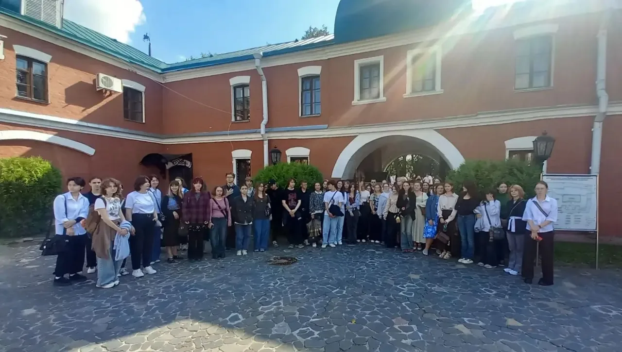 🏛️ Первокурсники АХПК в Сергиево-Посадском музее-заповеднике