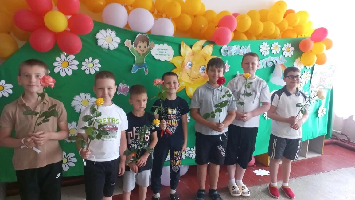 Друзья, у нас снова насыщенные и яркие новости из образовательной смены! 🇷🇺
Сегодня состоялся наст