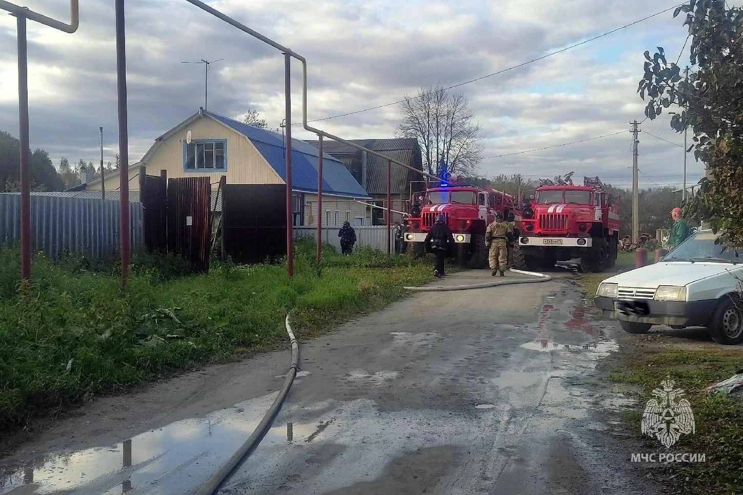 🧑‍🚒В Казанцево вспыхнули два частных дома