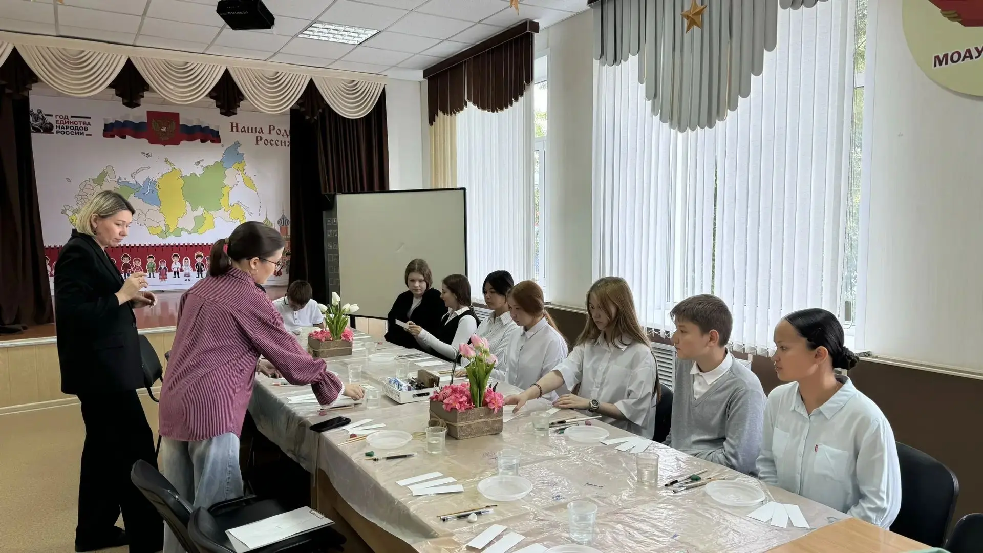 В рамках проекта "Пушкинская карта" состоялся мастер-класс по акварельной живописи для ...