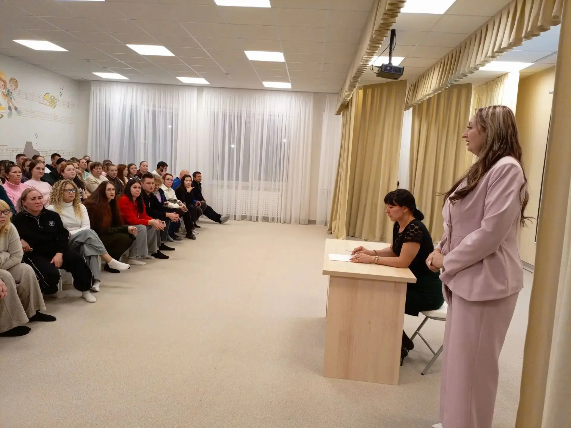 В новом детском саду №1 «Купеческий городок» прошло знаковое событие — первое общее род...