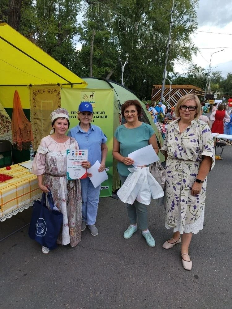 17 июля в центральном парке культуры и отдыха г.Курган проходил областной фестиваль семейного творче