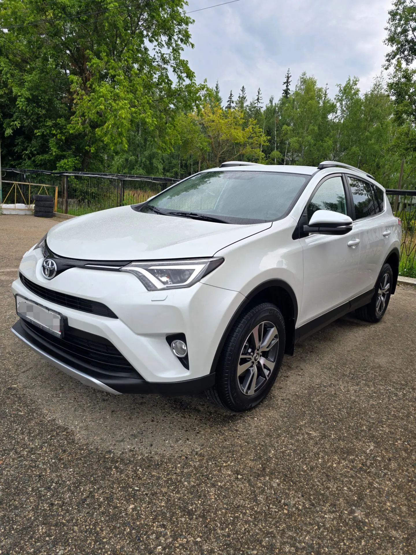 Toyota RAV4 2018г