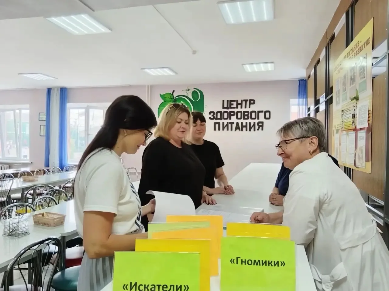 ✨РОДИТЕЛЬСКИЙ КОНТРОЛЬ ✨
📌Родительский контроль питания в школе — это право, которое позволяет след