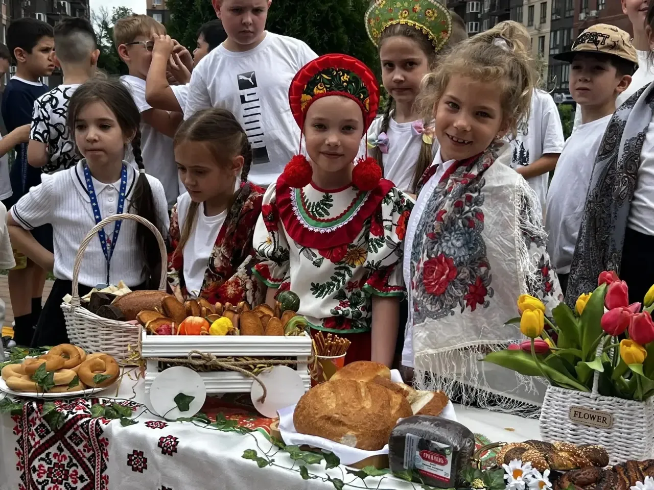 Вчера в нашем лагере царила особенная атмосфера — тепла, уважения и благодарности. Мы провели праздн
