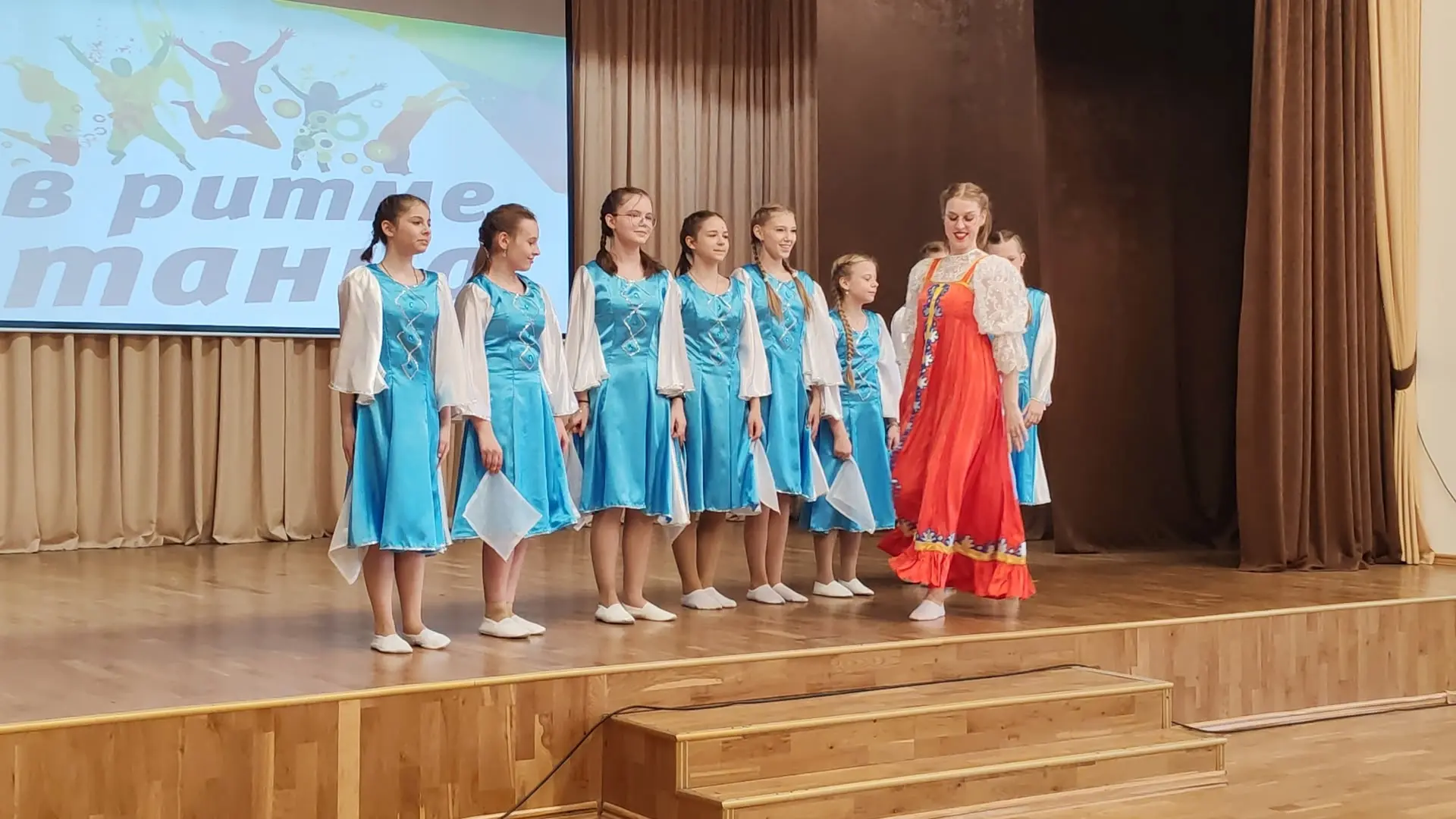 🎉 Отгремел наш традиционный конкурс «В ритме танца» 🎉 На сцену вышли ученики 6–7 классов, и они зада