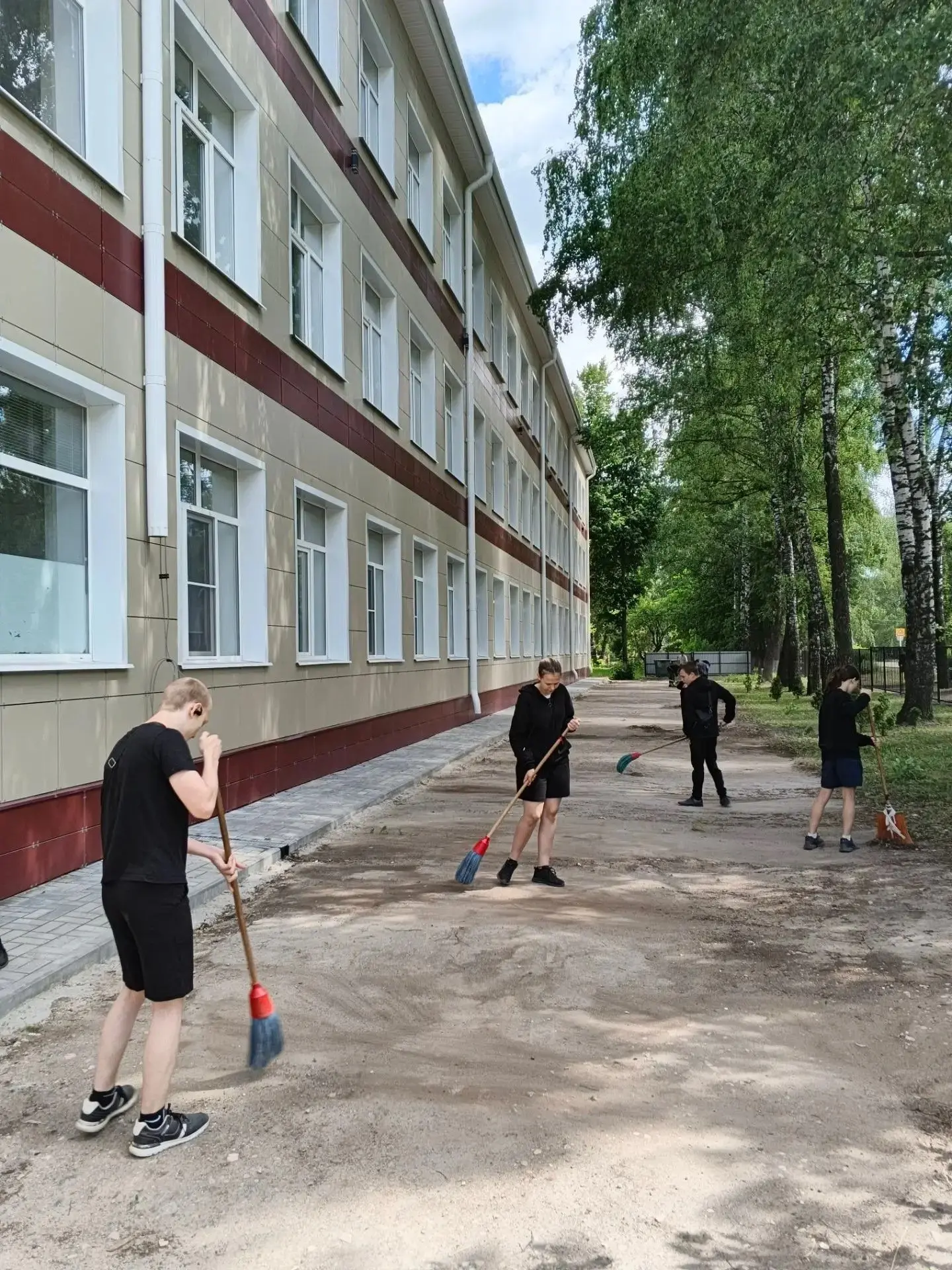 Будни школьного трудового лагеря.
16.06.2026
