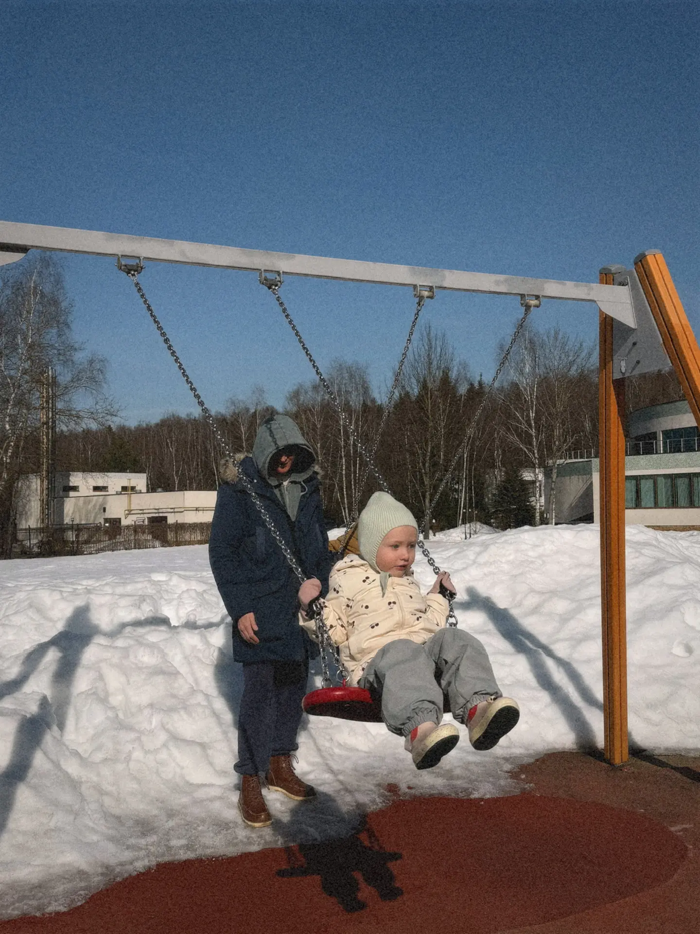 на выходных были прогулки, покупки и тренировки.