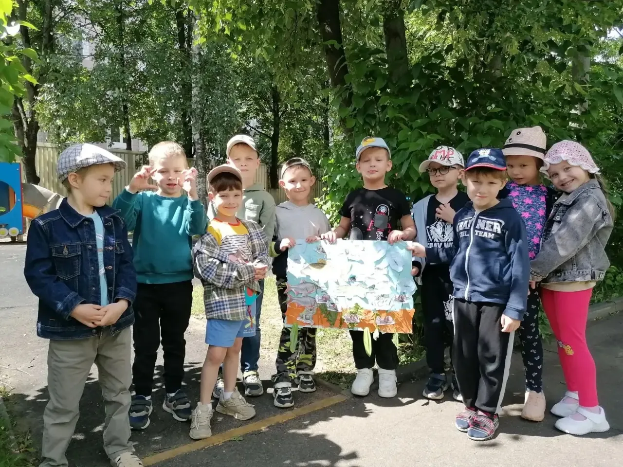 ☀️ Лето — время движения и улыбок! 

В наших дошкольных корпусах бьет ключом настоящая летняя жизнь!