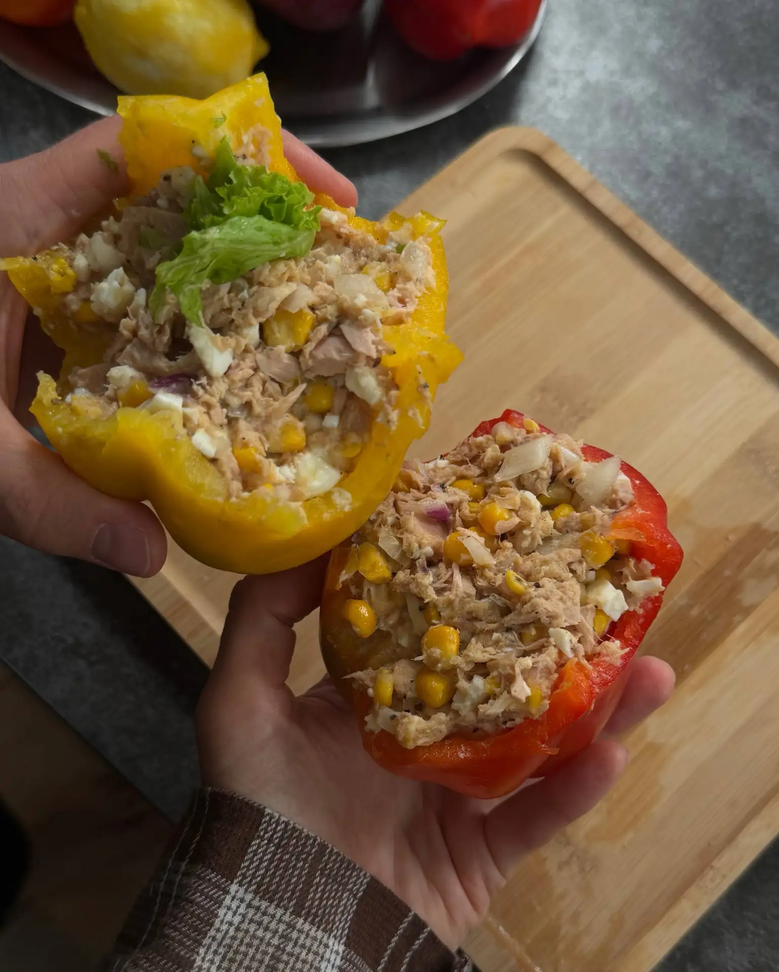 девочки, я опять приготовила вкусную штуку с основой из перца, даже фотки нормальной нет, так быстро