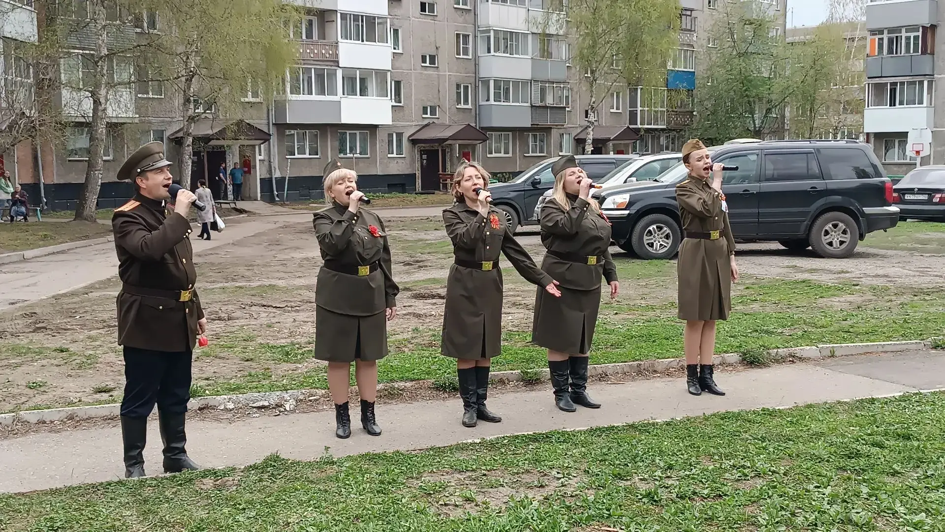 "Фронтовые бригады" выступили в честь приближающегося Дня Великой Победы 🇷🇺  Творческие коллективы п