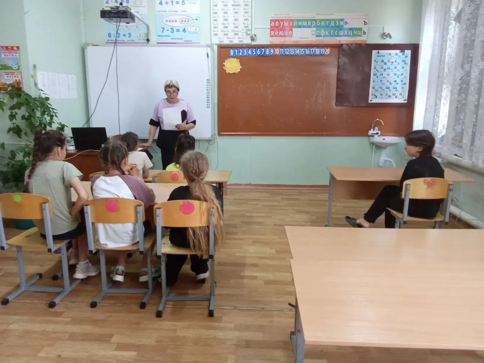 10 июня в летнем оздоровительном лагере филиала МОУ "СОШ п. Первоцелинный"в с. Новочерн...