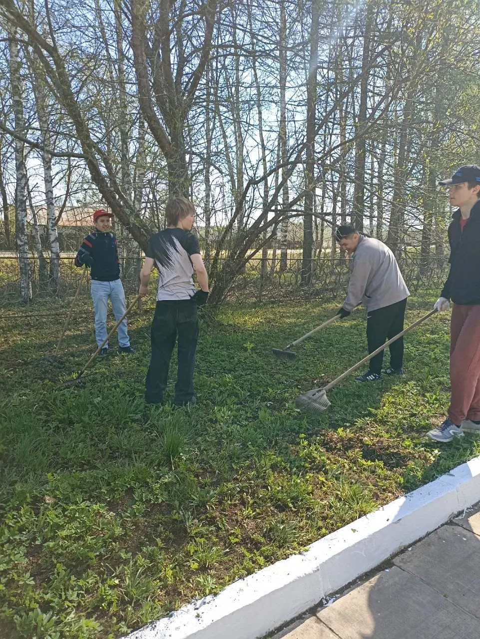 Традиционно, в рамках подготовки к празднованию Великой Победы, участники ВПК "Юный Пат...