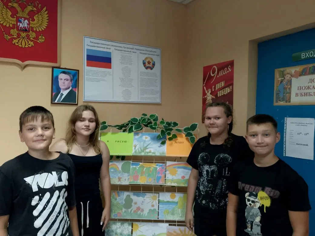 29 августа в Айдар‑Николаевском клубе состоялось открытие выставки работ участников кру...