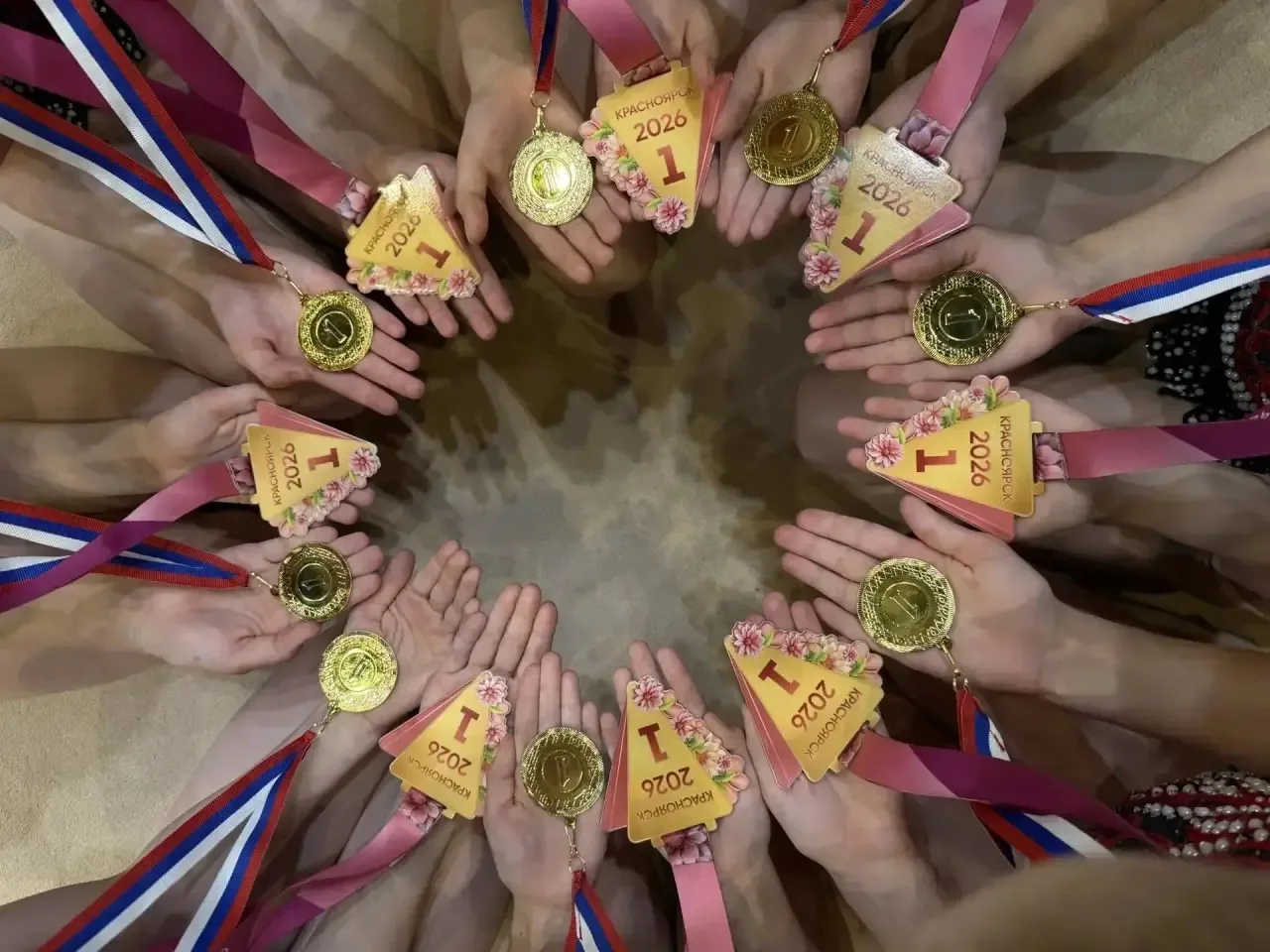 ПОЗДРАВЛЯЕМ НАШИХ ЧЕМПИОНОК!  8 мая в г. Красноярске состоялся Турнир и Краевые соревнования «Весна»