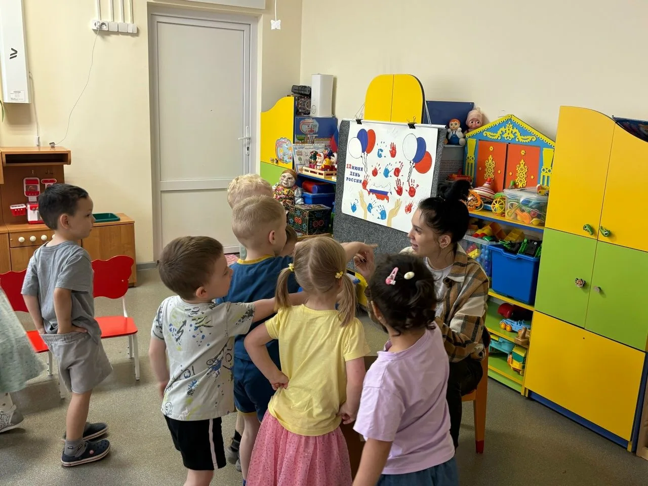 Гость группы!
Сегодня в группе №1 был очень интересный и полезный день — к нам в гости приходила мам