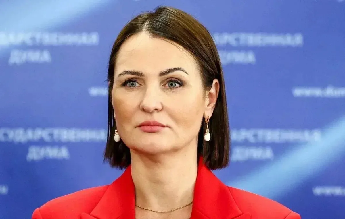 🌀‼️«Рожать в вузе и на работе»: депутат Буцкая призвала россиянок не откладывать детей на потом

Пе