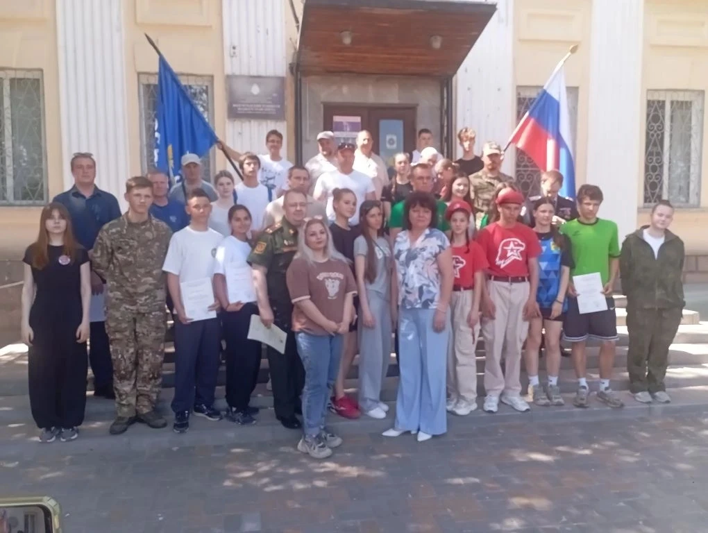 Наши «Патриоты» в деле! 💪🎯

Сегодня команда нашей школы приняла участие в региональном этапе фести