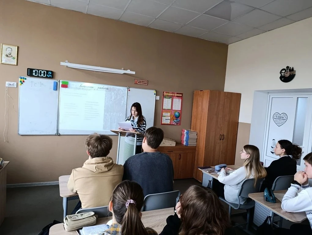 ➡ ПРОЕКТНЫЙ ДЕНЬ  📝 В эту субботу в 11 "А" классе в рамках подготовки к ЕГЭ по русскому языку прошла