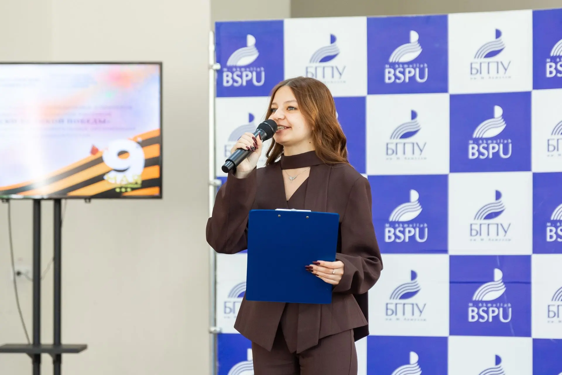 🎨 «Краски Великой Победы»: в Акмуллинском университете наградили юных художников  19 мая в БГПУ им. 