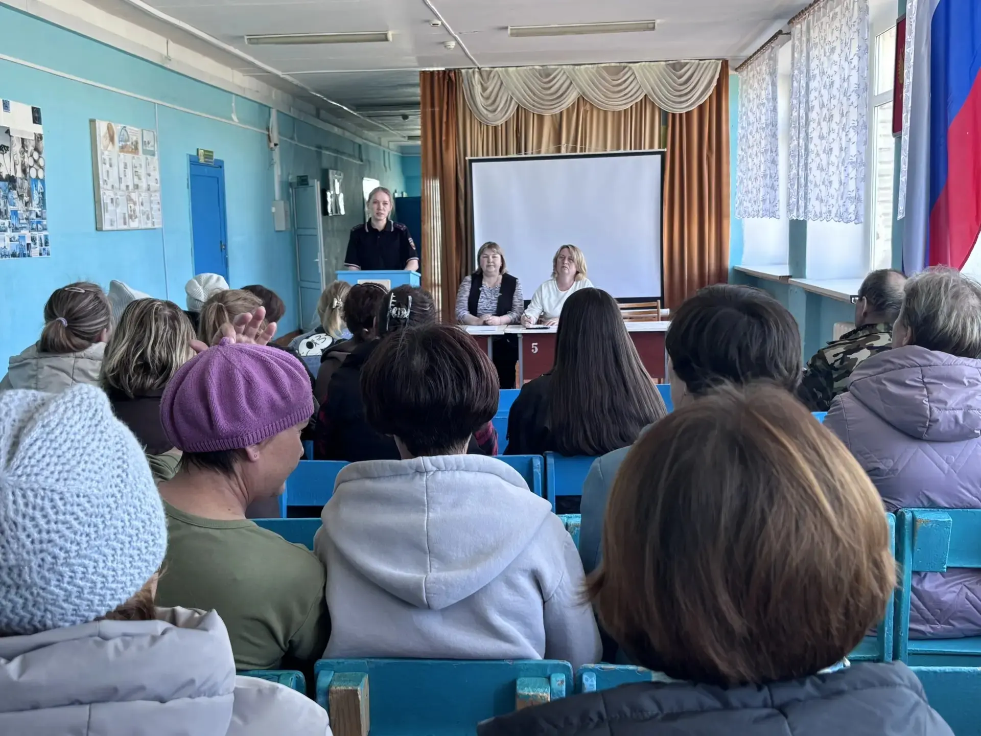 Сегодня, 16 апреля, состоялось общешкольное родительское собрание, посвящённое вопросам...