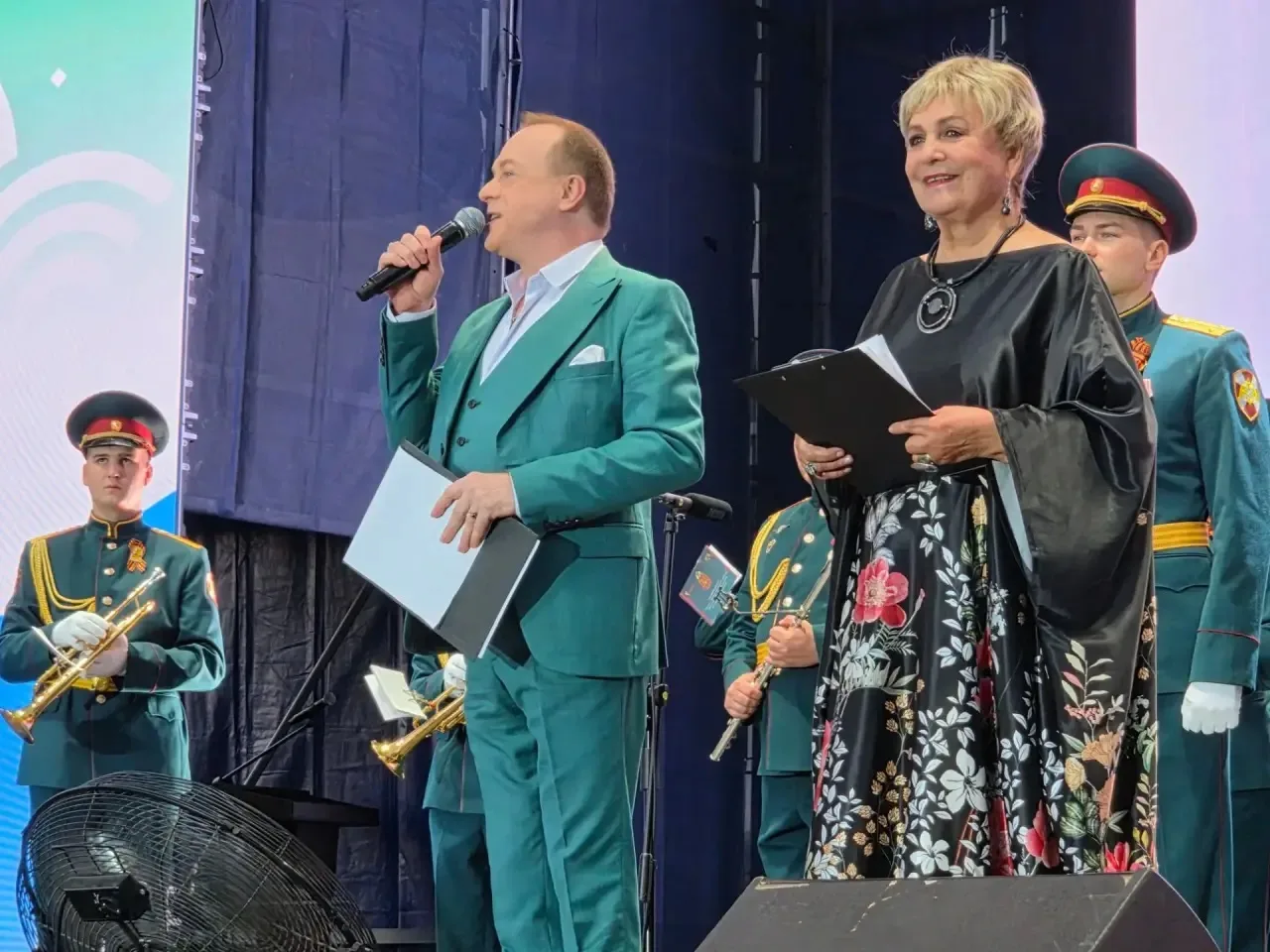 Вчера на главной сцене Пятигорска прошла праздничная программа Министерства обороны Рос...