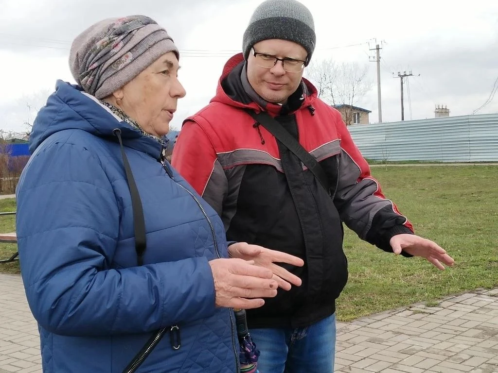 🌱☀Горожанка дарит Железногорску кусты можжевельника