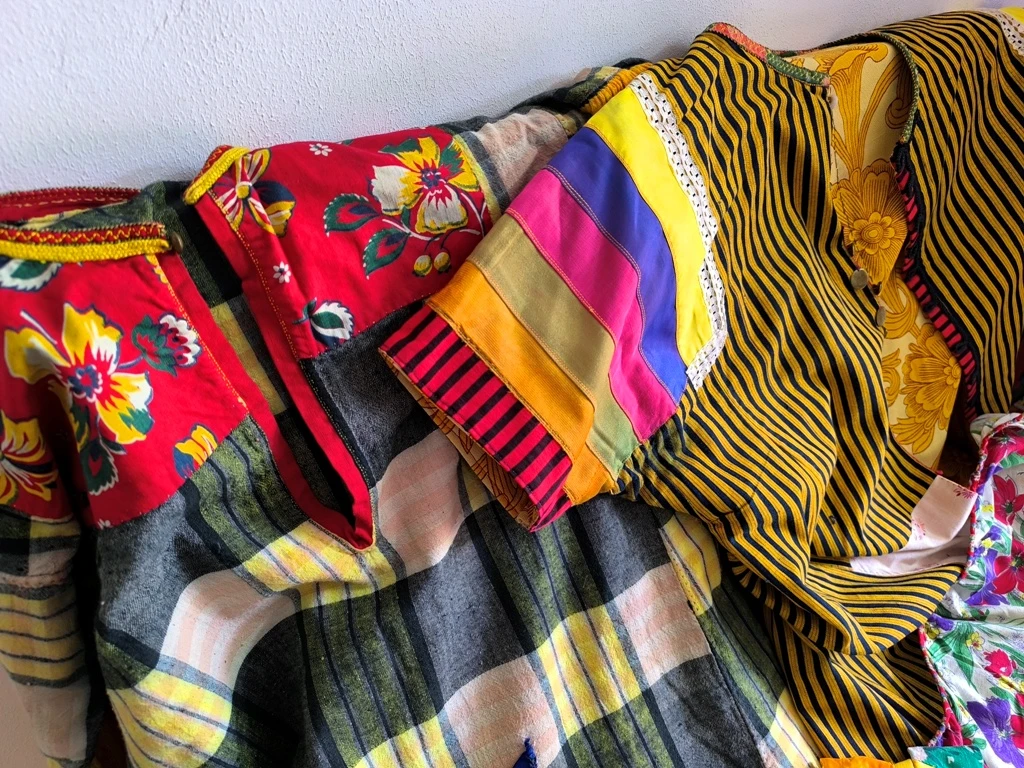 🎉 Вышитый ворот на женской некрасовской одежде: красота с глубоким смыслом! 😍