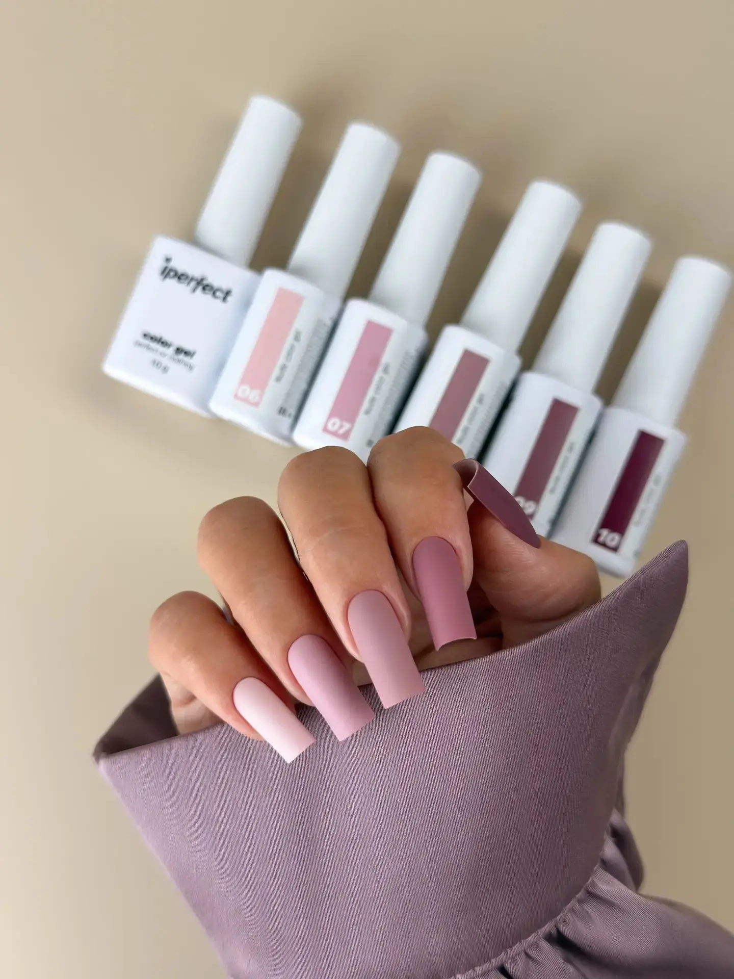 Nude color , оттенки 06-10 на ногтях
