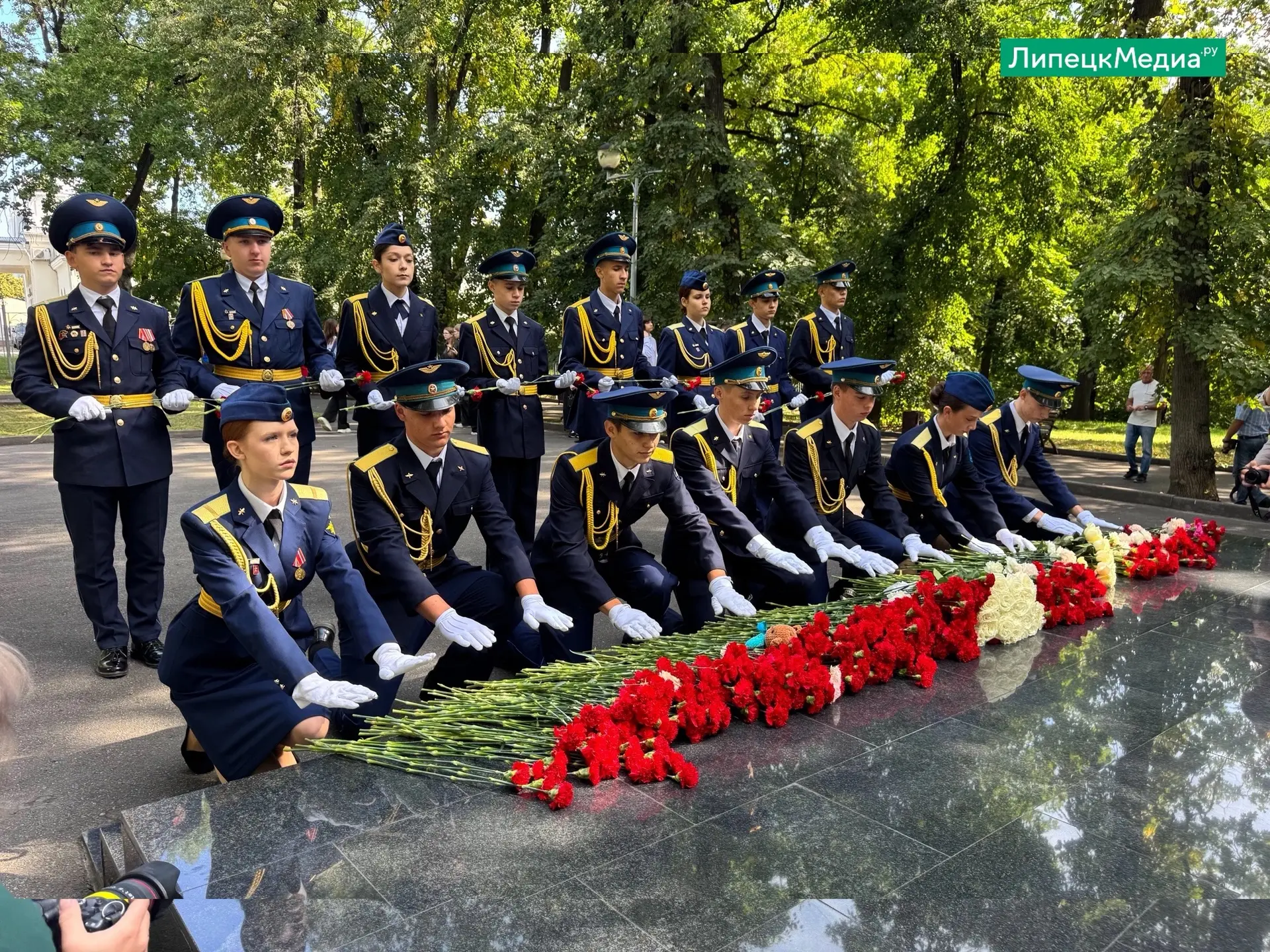 Липецк почтил память жертв терактов