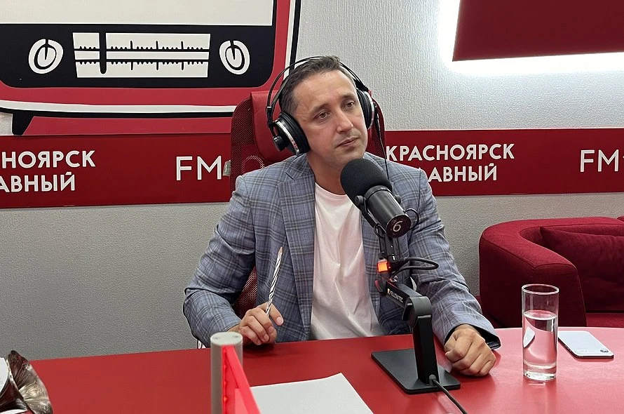 Нотариус Красноярска рассказал, как снизить риски при покупке квартиры

Нотариус Красноярска Сергей 