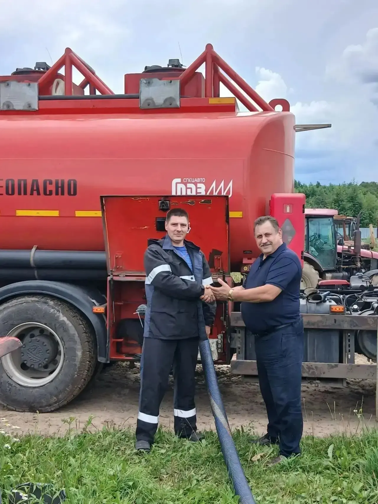 ⛽️ В Угличском округе обеспечили аграриев топливом в разгар сезонных работ