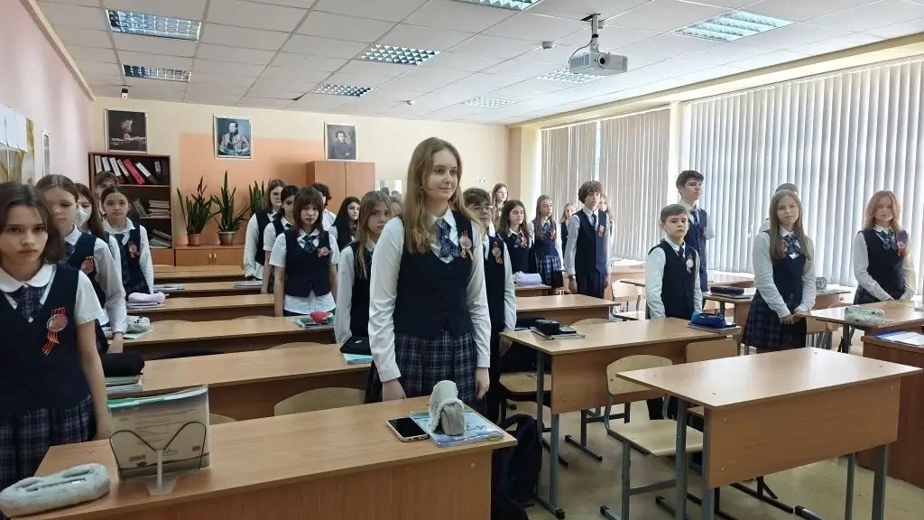 🙏Минута молчания: помним, гордимся, скорбим.  Сегодня, в преддверии 9 Мая, в нашей школе прошла Всер