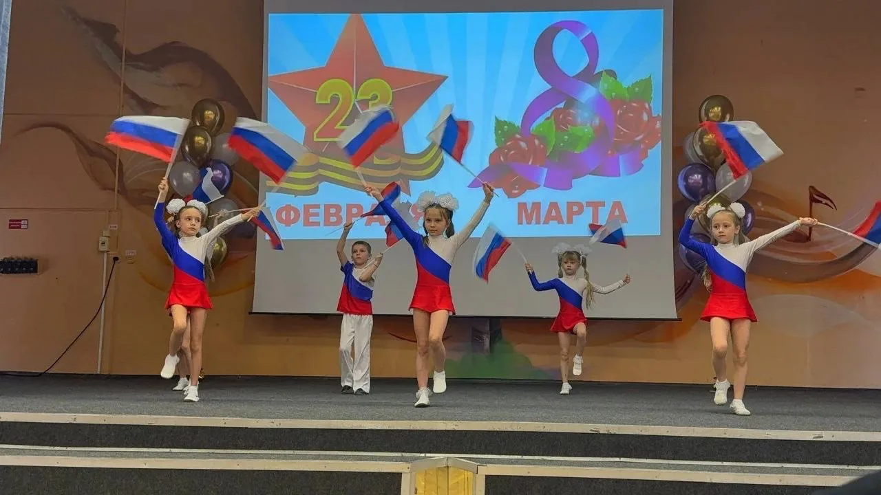 🎈ПРОДОЛЖАЕМ ПОЗДРАВЛЯТЬ С ПРАЗДНИКОМ ВЕСНЫ ☀️  🌟Какие же зажигательные номера подготовили наши талан