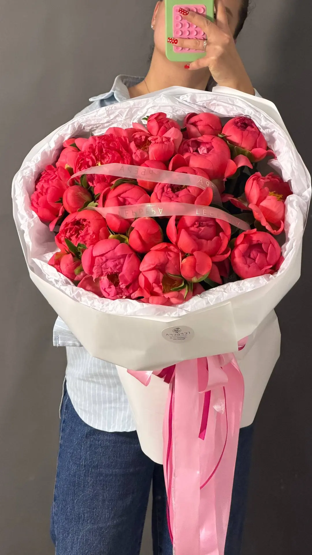 🌸 Пионы Coral Charm — настоящее волшебство в саду!
Эти необыкновенные пионы покоряют с первого взгл
