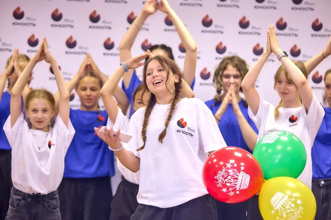 Ульяна, с днём рождения! 🎈

Желаем тебе, чтобы у тебя было столько друзей, сколько звёзд на ночном 