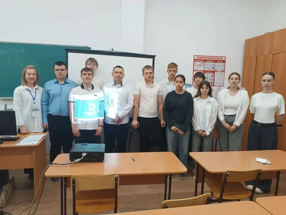 05.06 стартовал первый демонстрационный экзамен профильного уровня по специальности "Ко...
