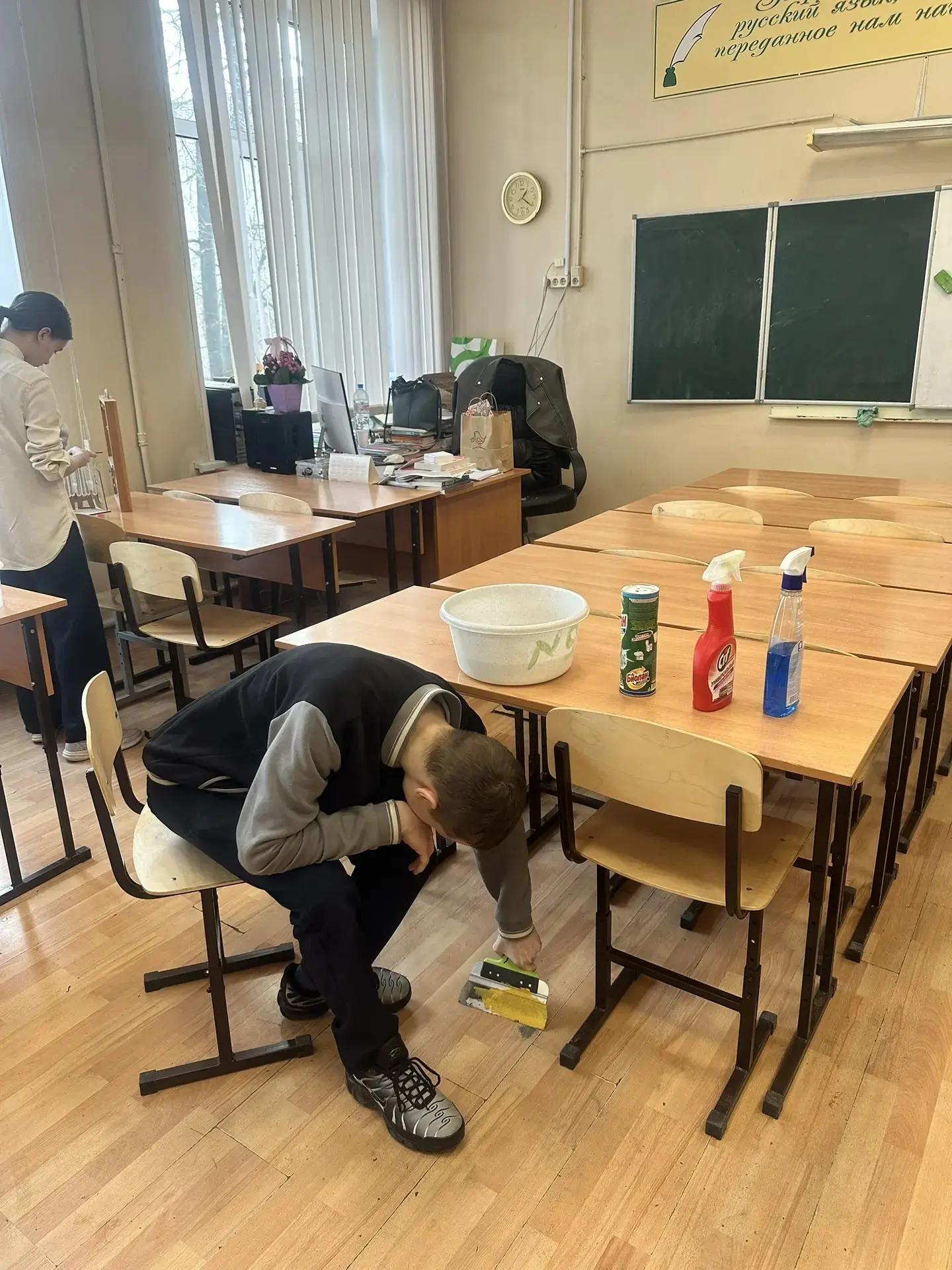 Акция «Вместе за чистоту!» набирает обороты в нашей школе  В рамках общегородского месячника по благ