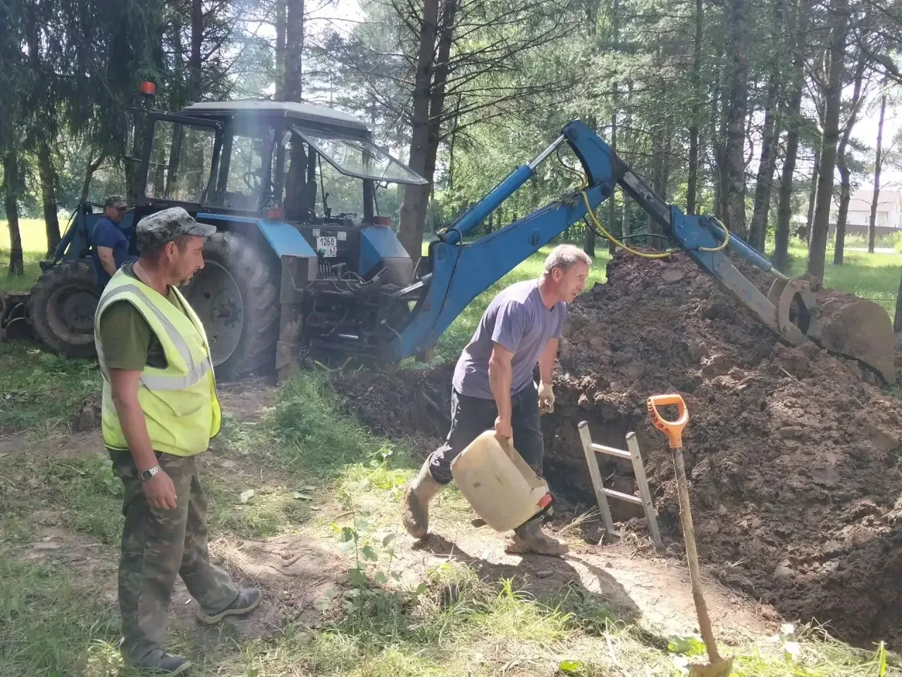 🚨 Слесарями аварийно-восстановительных работ был  выполнен ремонт водопроводной сети 👷🏻