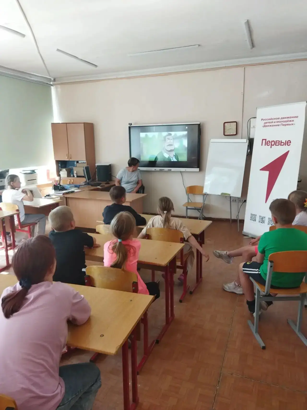 ⚡ Электричество — наш друг, но опасный! ⚡
Дорогие родители и ребята! 
🗣️ Этим летом в нашем лагере 