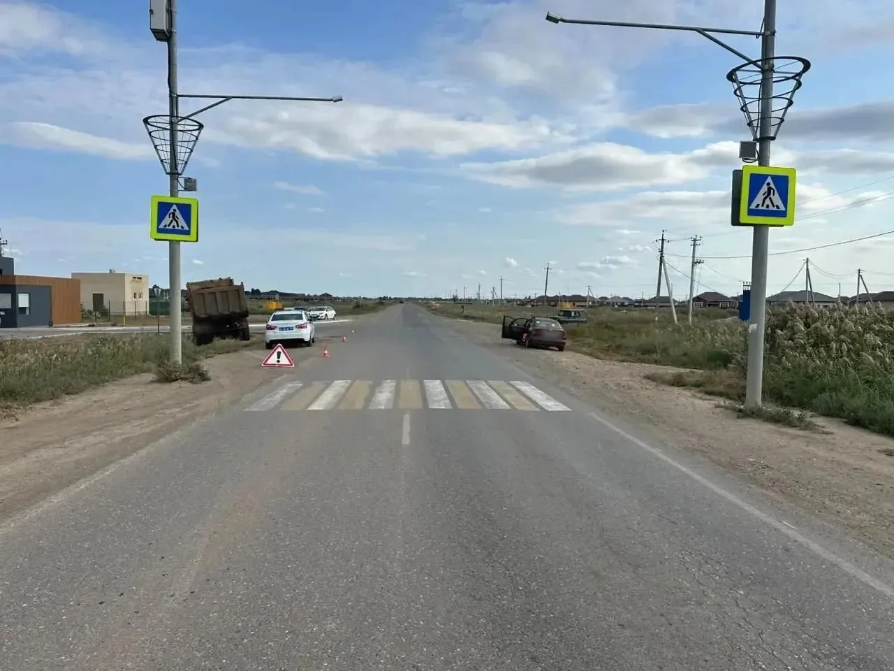 😱В Приволжском районе грузовик сбил подростка на пешеходном переходе