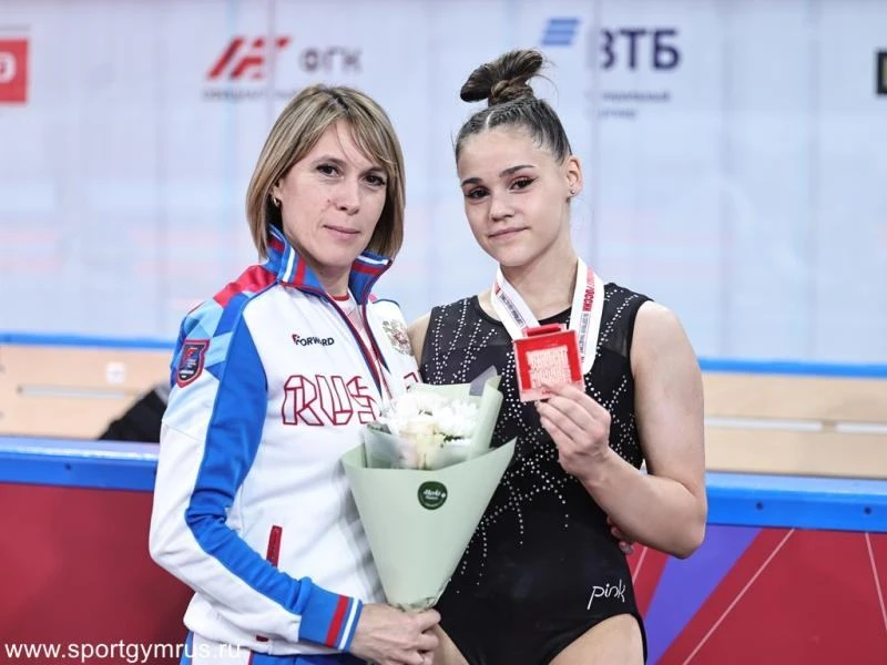 Елизавета Ус и ее тренер Марина Плетинецкая