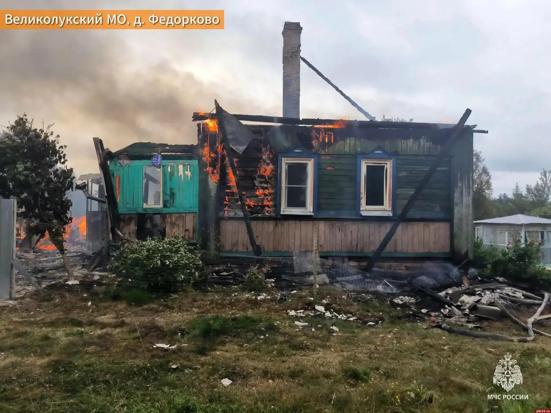 🔥 Три пожара ликвидировали огнеборцы  Псковской области в выходные дни