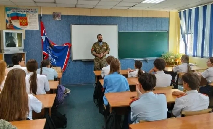 18 мая в нашей школе состоялась встреча в рамках всероссийского проекта «Диалоги с Героями». Это важ