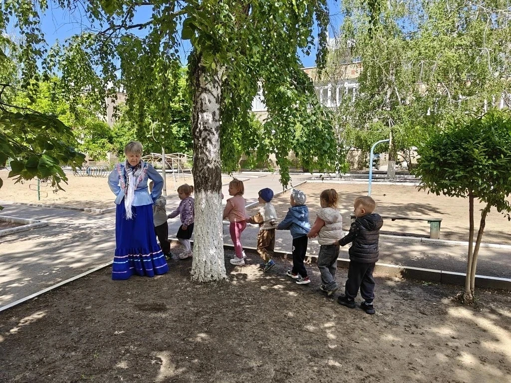 🍃Берёза издревле считается главным украшением и символом православного праздника Троиц...