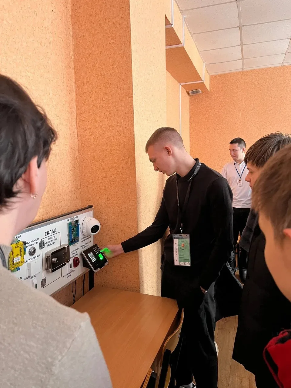 ⚡ Проф-карусель в КИИМО  На прошлой неделе школьники из МАОУ СШ № 34 г.Липецка "GLOBAL", МБОУ СОШ с.