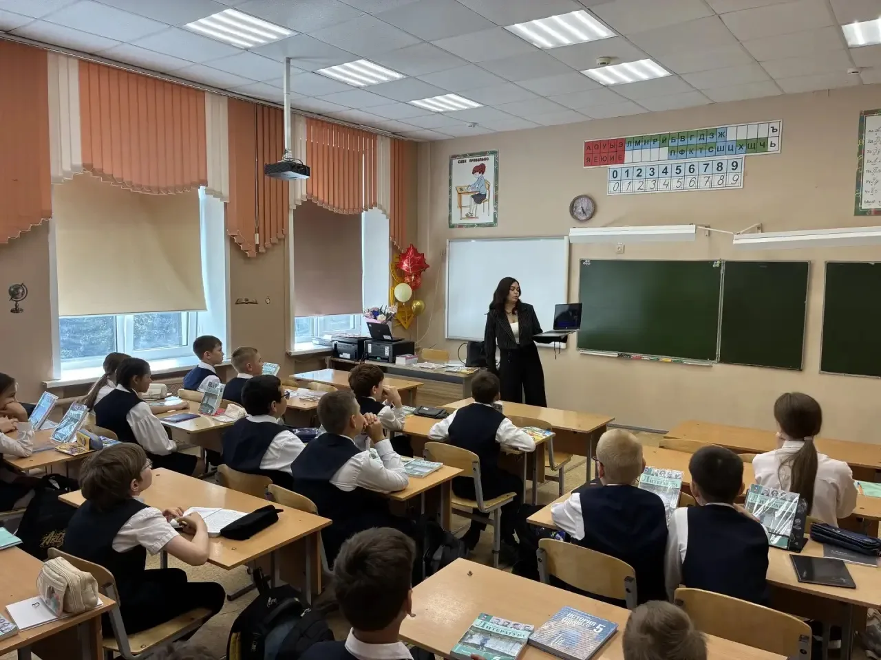 🕊️ День солидарности в борьбе с терроризмом