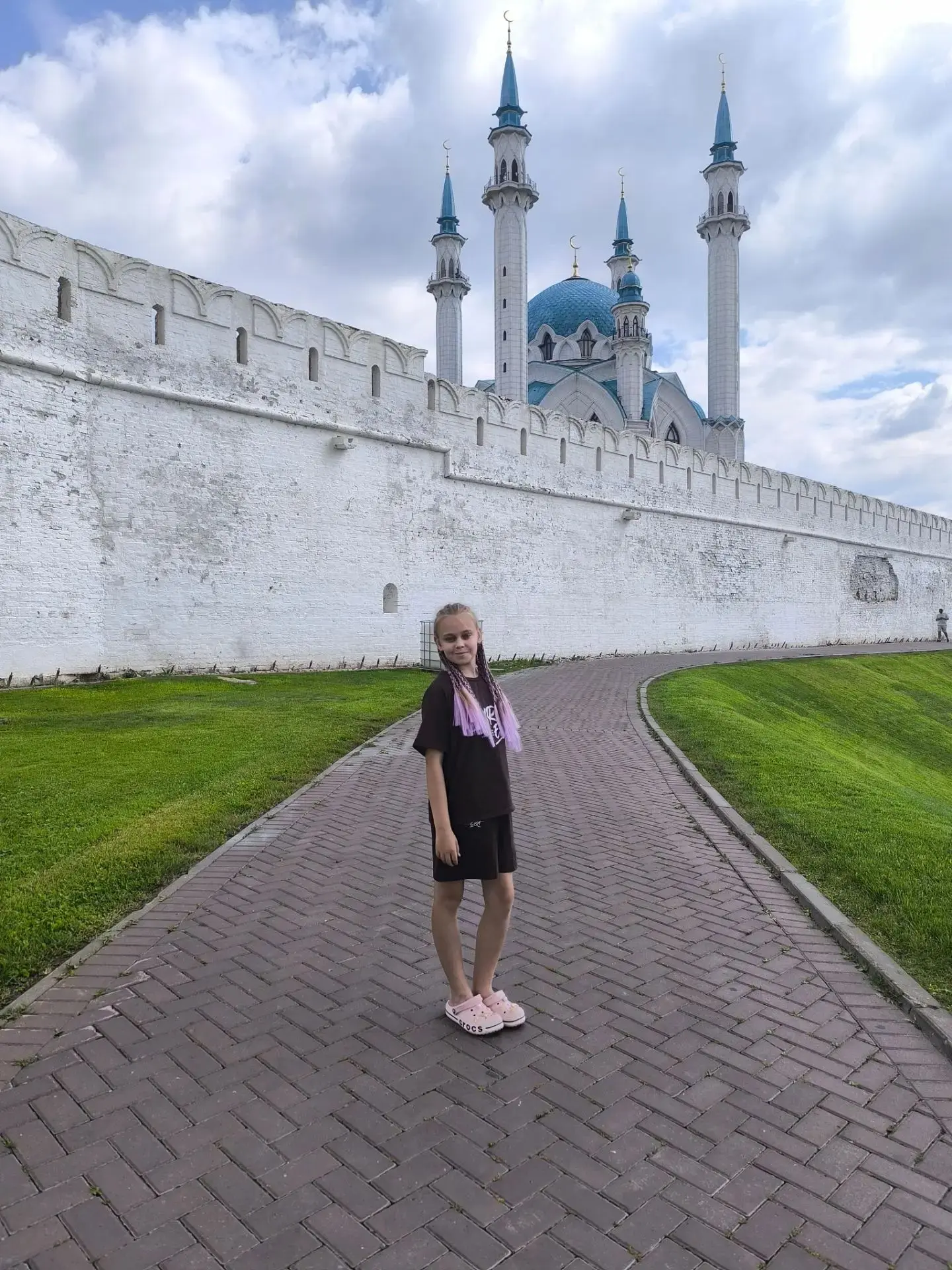 Хохлунова Виктория, ученица 5 Г класса проводит свои "Классные каникулы" в г.Казань. Посетила достоп